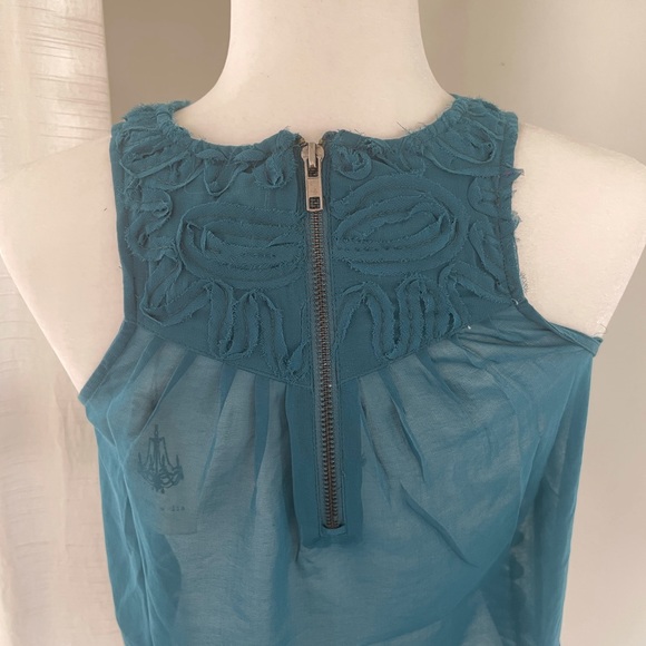 Chandigarh & Lia Teal Green Textured Tank Top - Picture 4 of 7